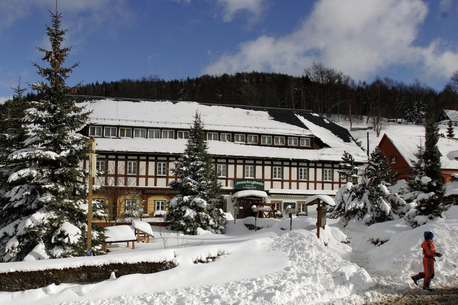 Wanderhotel Sonnebergbaude Валтерсдорф Екстериор снимка