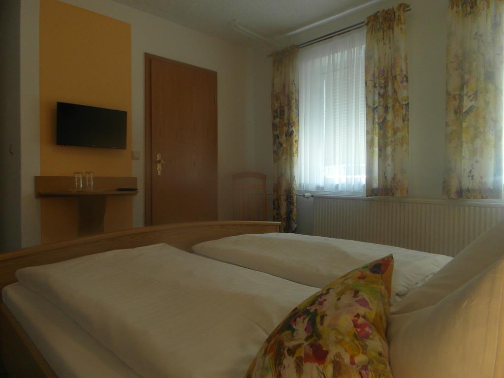 Wanderhotel Sonnebergbaude Валтерсдорф Екстериор снимка