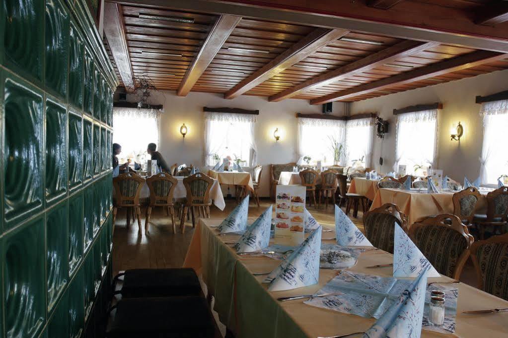 Wanderhotel Sonnebergbaude Валтерсдорф Екстериор снимка